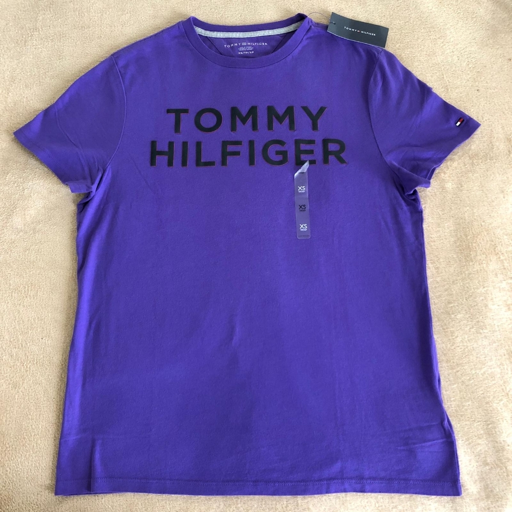 Tommy Hilfiger Men's Purple T-shirt